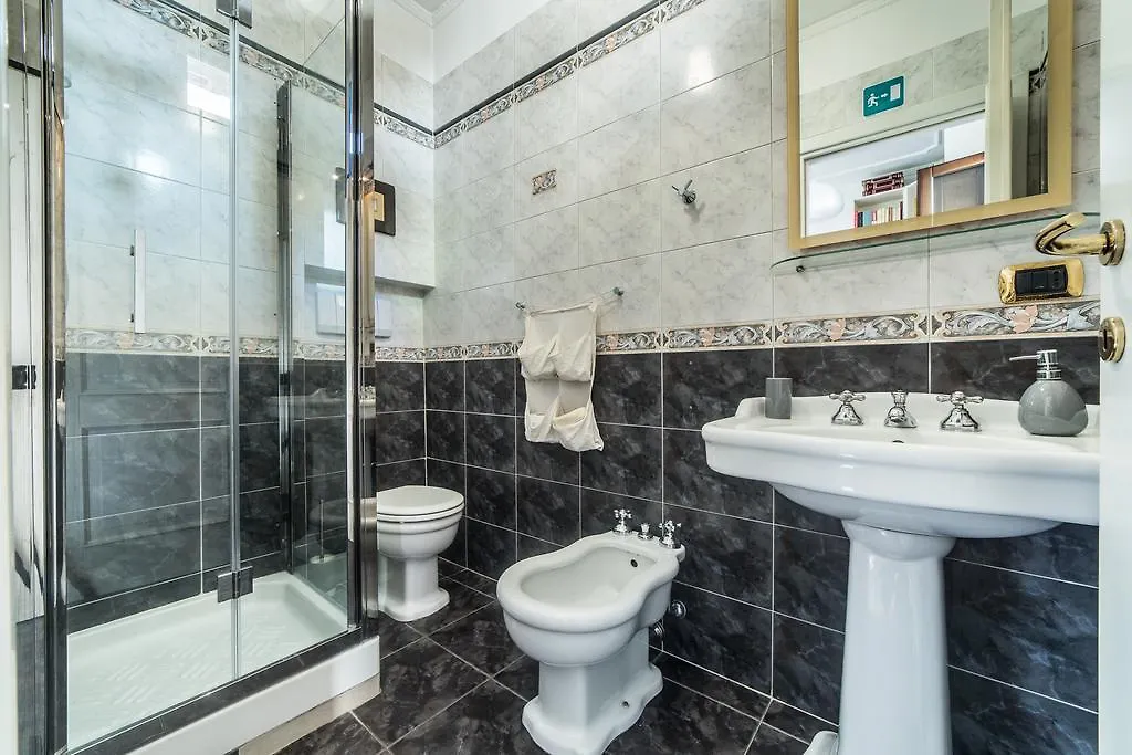 Aurora Al Colosseo Apartment Rome